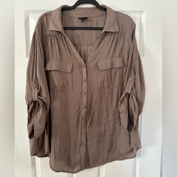 Size 2 Torrid Blouse - Picture 2 of 3